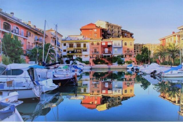 Valencia Beach Room With Private Bathroom Coliving Port Saplaya Exteriör bild