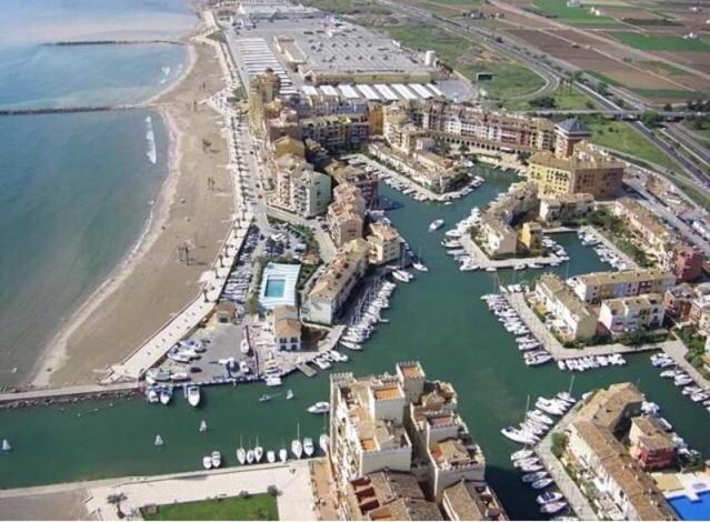 Valencia Beach Room With Private Bathroom Coliving Port Saplaya Exteriör bild
