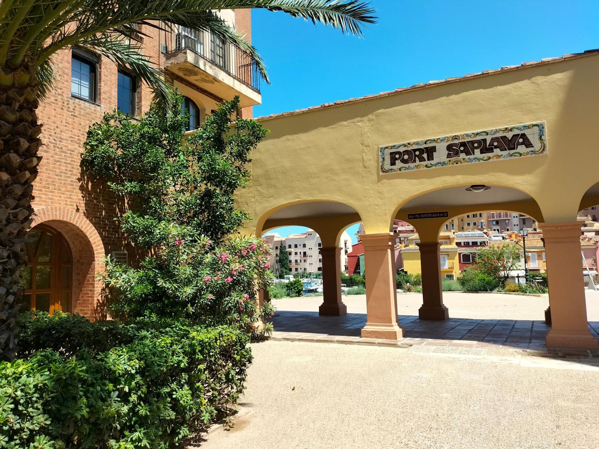 Valencia Beach Room With Private Bathroom Coliving Port Saplaya Exteriör bild